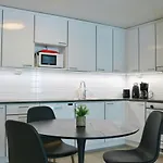 Apartament Convenient For 3 *