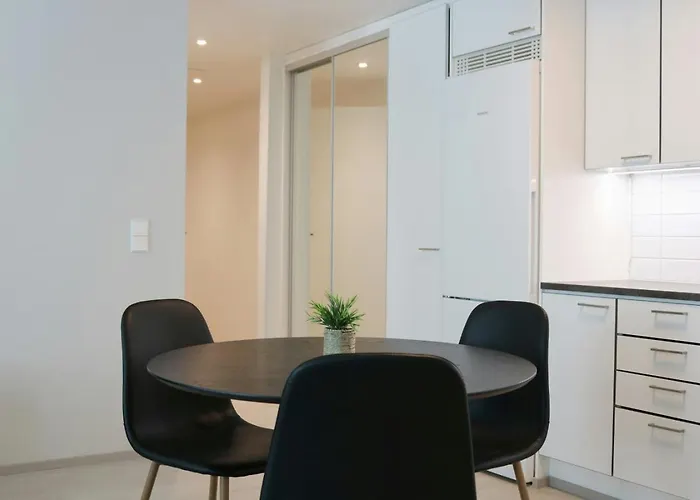 Convenient For 3 Helsinki